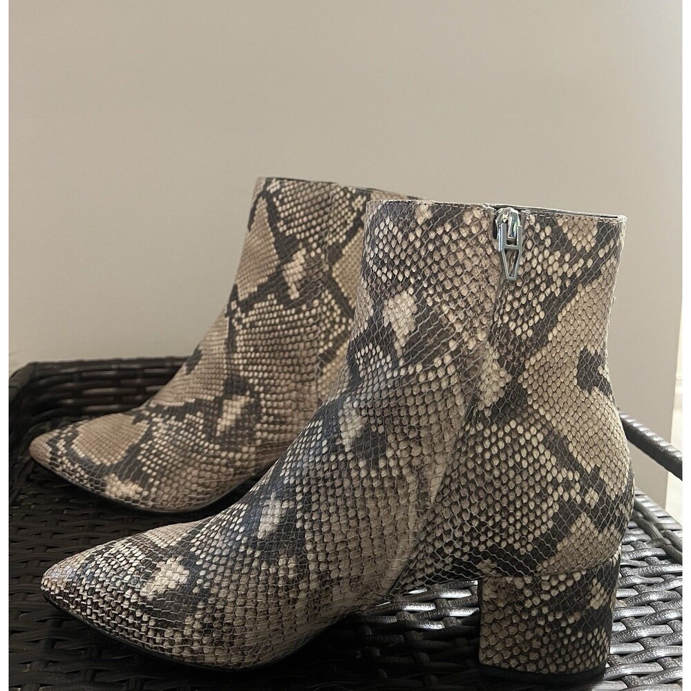 Dolce Vita Leather Snake Embossed Ankle Boots Booties 9 Western Summer Cowgirl - Picture 4 of 12